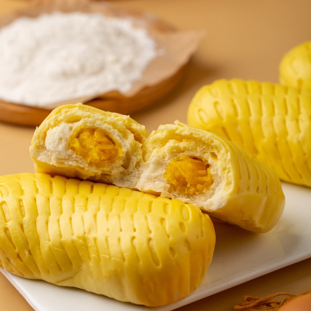 Golden Paste Corn Bun